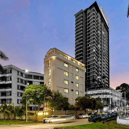 Codrington House - Boutique Apartments George Town Buitenkant foto