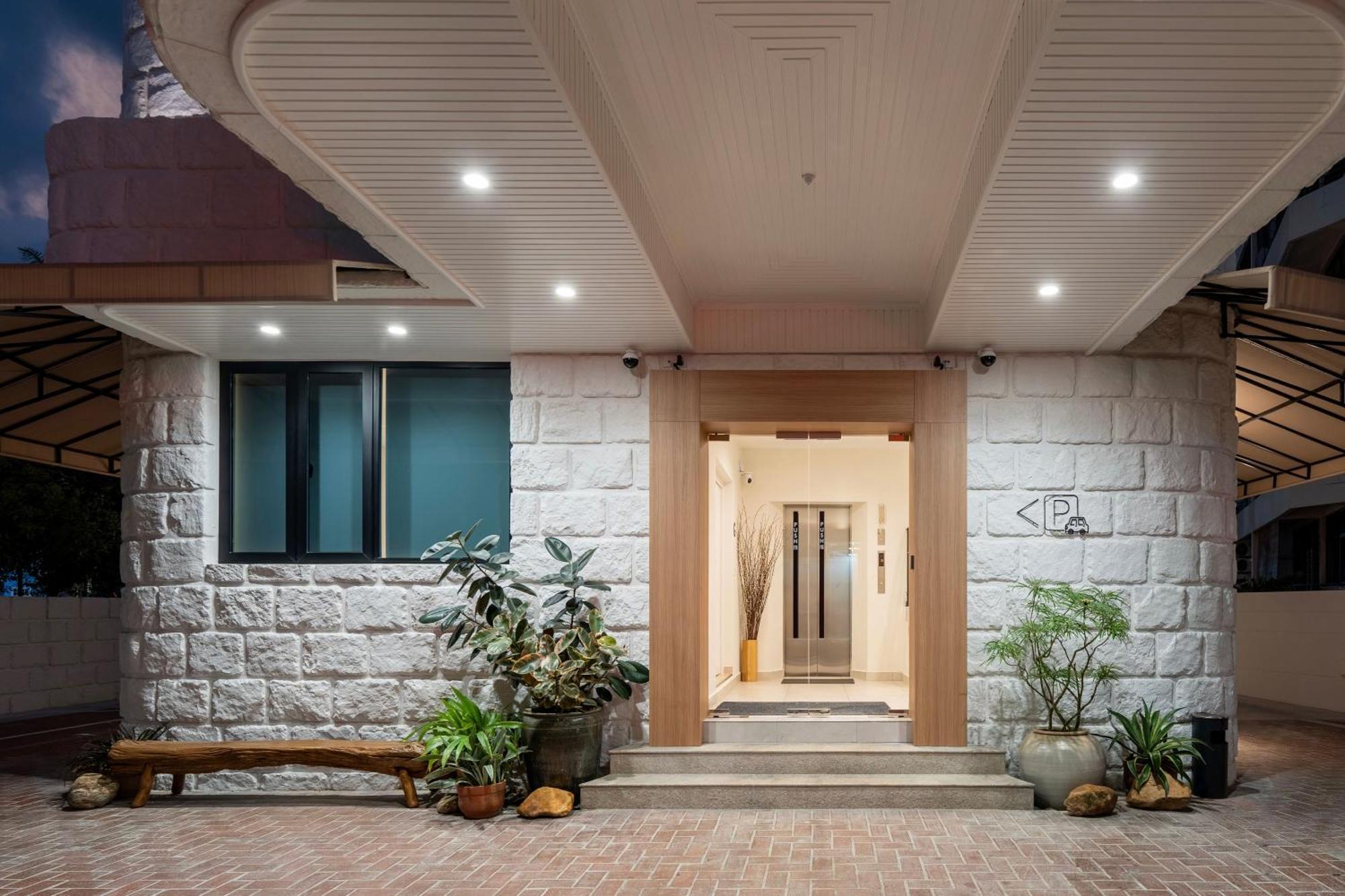 Codrington House - Boutique Apartments George Town Buitenkant foto