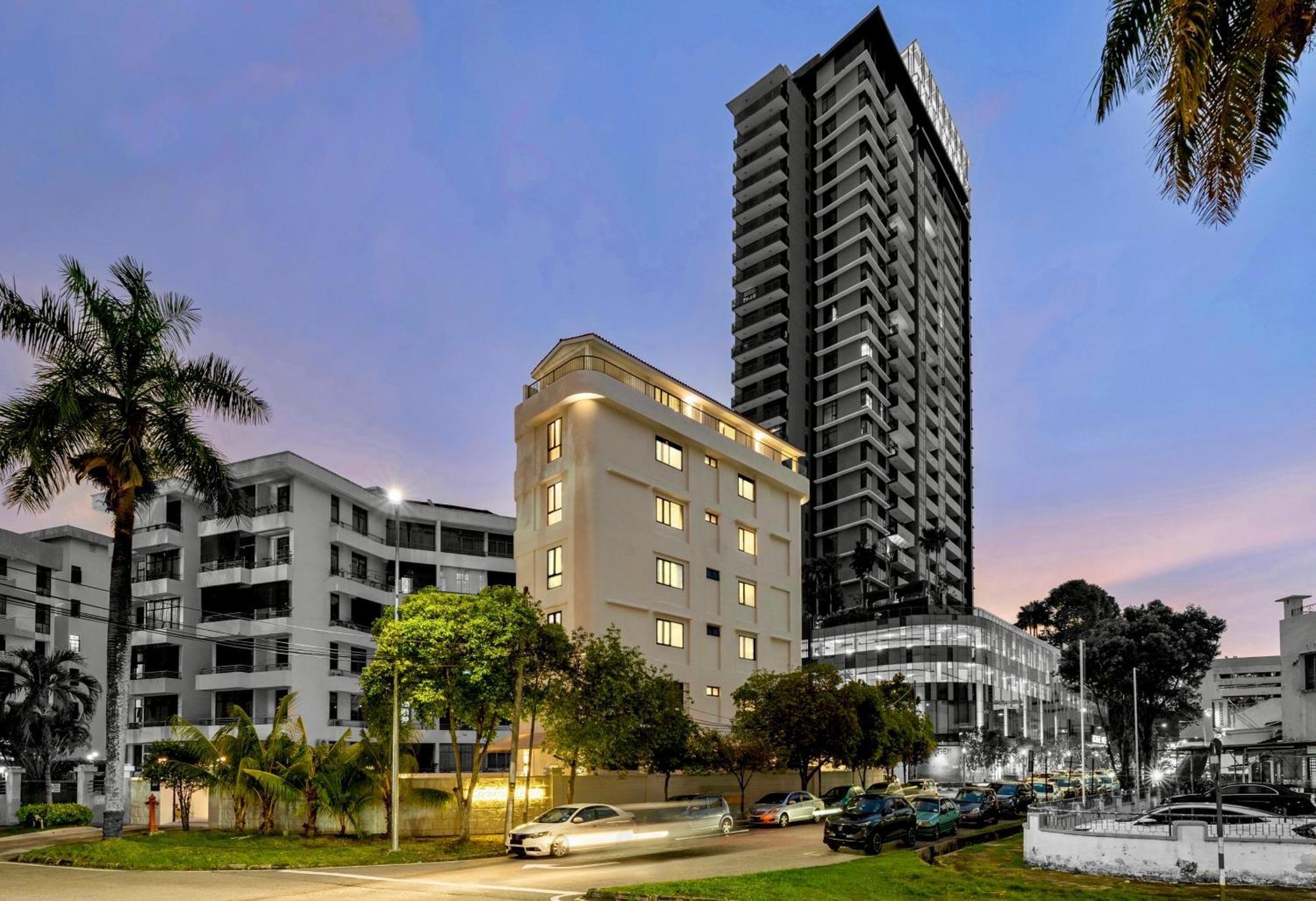 Codrington House - Boutique Apartments George Town Buitenkant foto